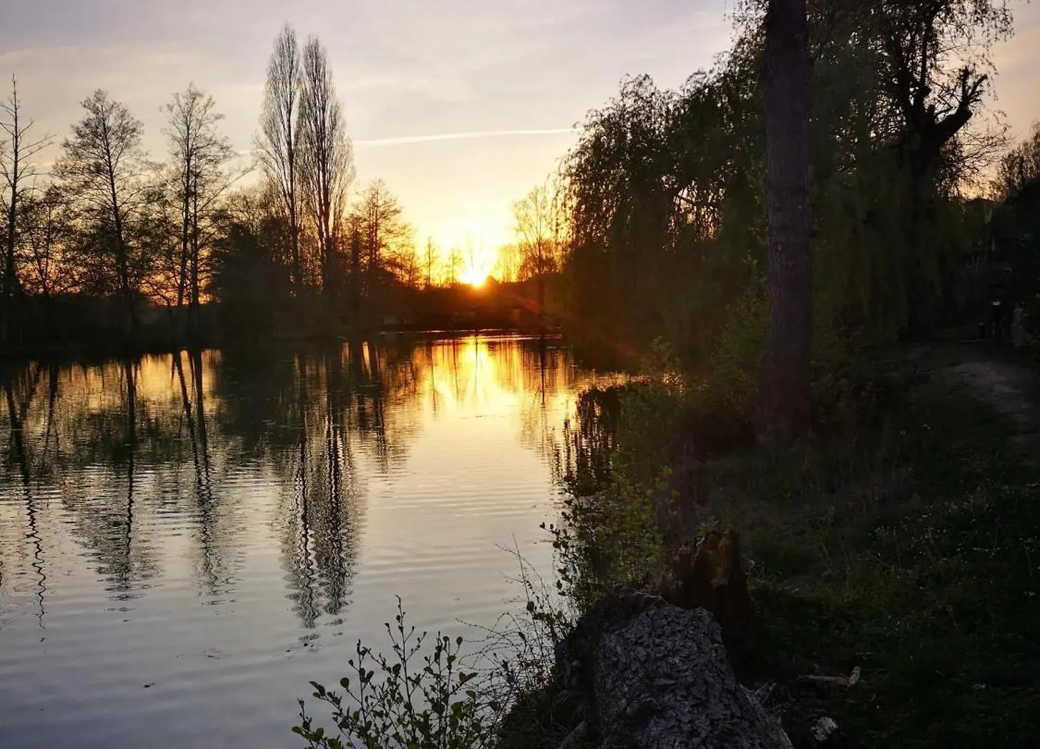 Chalet Accueillant Avec Vue Sur Le Lac Estang